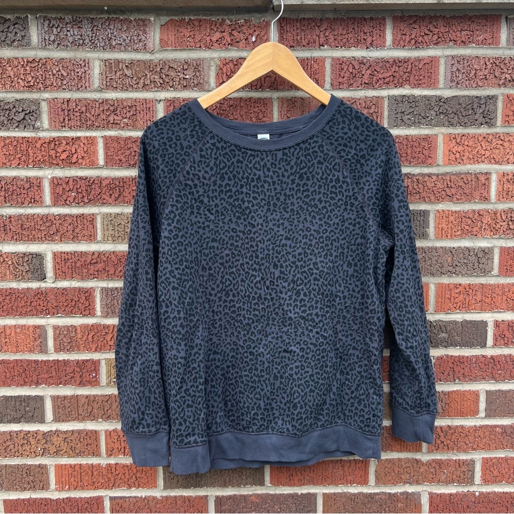 Old Navy Gray and Black Cheetah Print Speckled Pullover Sweatshirt - Picture 1 of 3